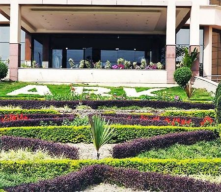 Hotel Ark Continental Rudrapur Zewnętrze zdjęcie