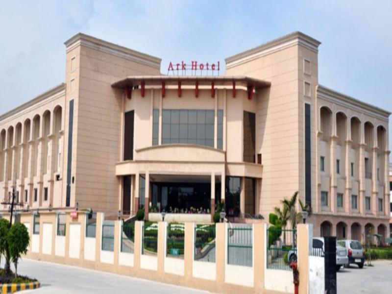 Hotel Ark Continental Rudrapur Zewnętrze zdjęcie